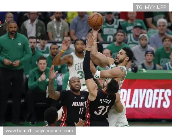 东部格局活塞尼克斯领跑 传统强队凯尔特人紧追不舍